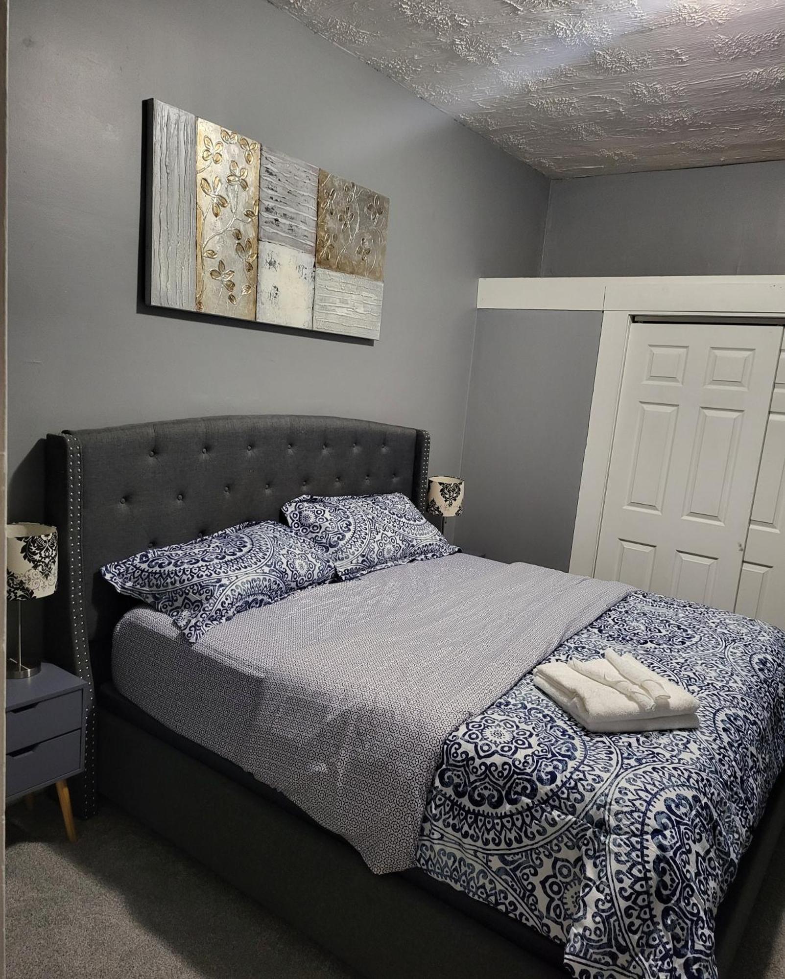 1 Bedroom In Columbus Osu District, Free Parking, Kitchen, Washer And Dryer, Central Location, Downtown, Hospital, Expocenter, Osu Stadium Bagian luar foto