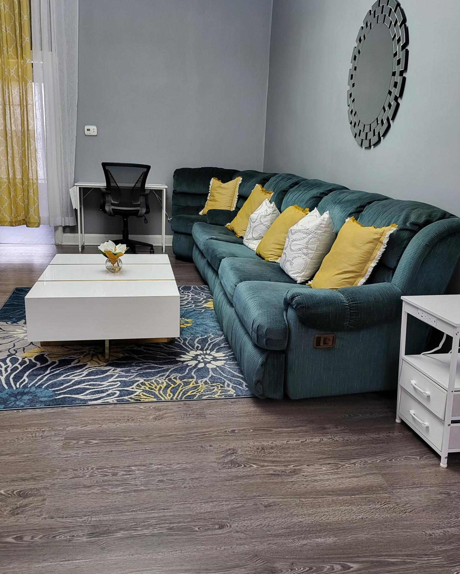 1 Bedroom In Columbus Osu District, Free Parking, Kitchen, Washer And Dryer, Central Location, Downtown, Hospital, Expocenter, Osu Stadium Bagian luar foto