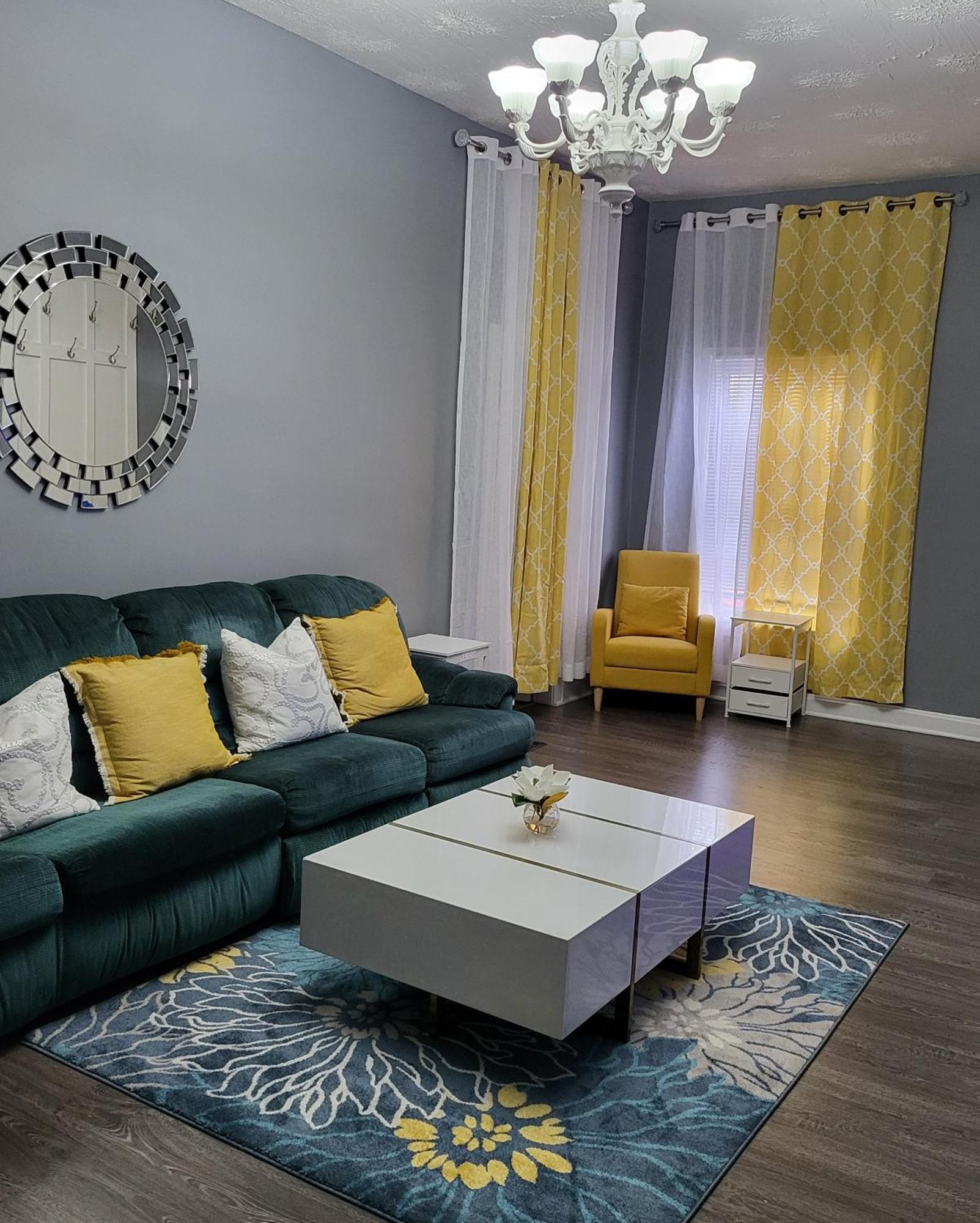 1 Bedroom In Columbus Osu District, Free Parking, Kitchen, Washer And Dryer, Central Location, Downtown, Hospital, Expocenter, Osu Stadium Bagian luar foto
